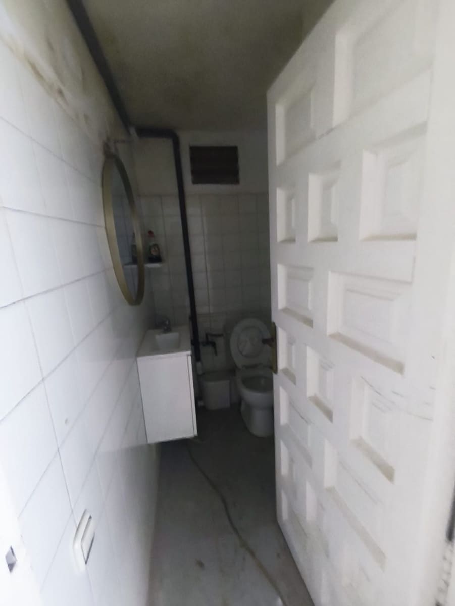 Commerciale da affittare in Altea - 1.100 € (Rif: 10030039)