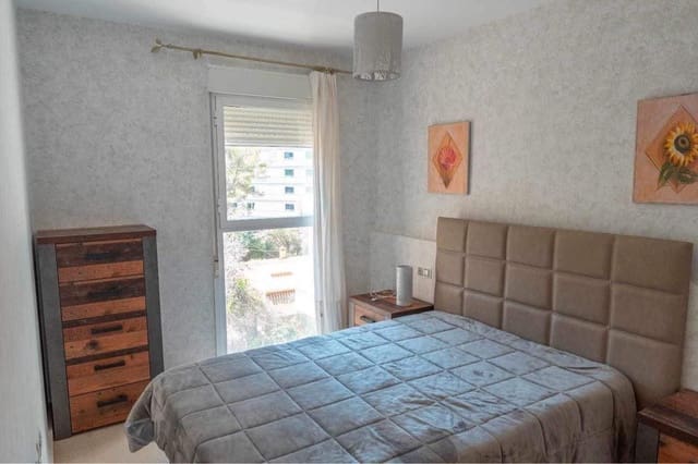 Apartamento de 1 habitación en Benidorm en alquiler con piscina - 900 € (Ref: 10061290)