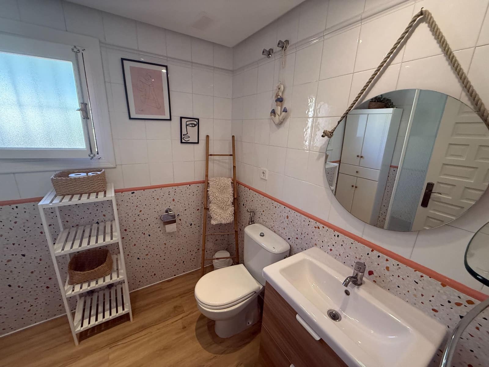 Apartamento de 2 habitaciones en Altea en alquiler con piscina garaje - 1.450 € (Ref: 10061291)
