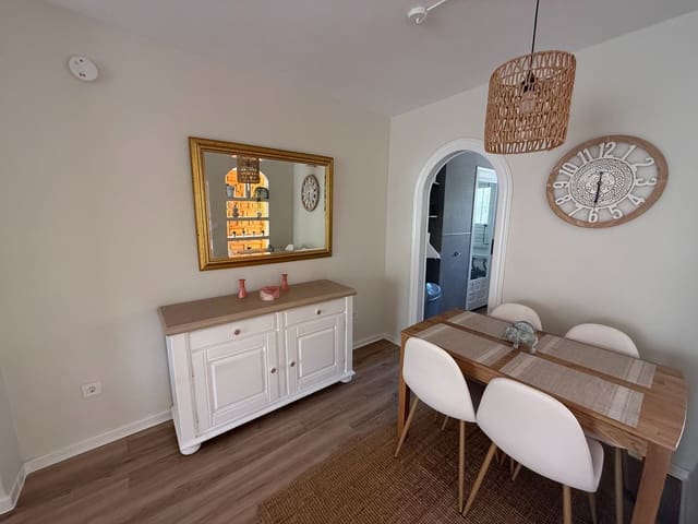 Apartamento de 2 habitaciones en Altea en alquiler con piscina garaje - 1.450 € (Ref: 10061291)