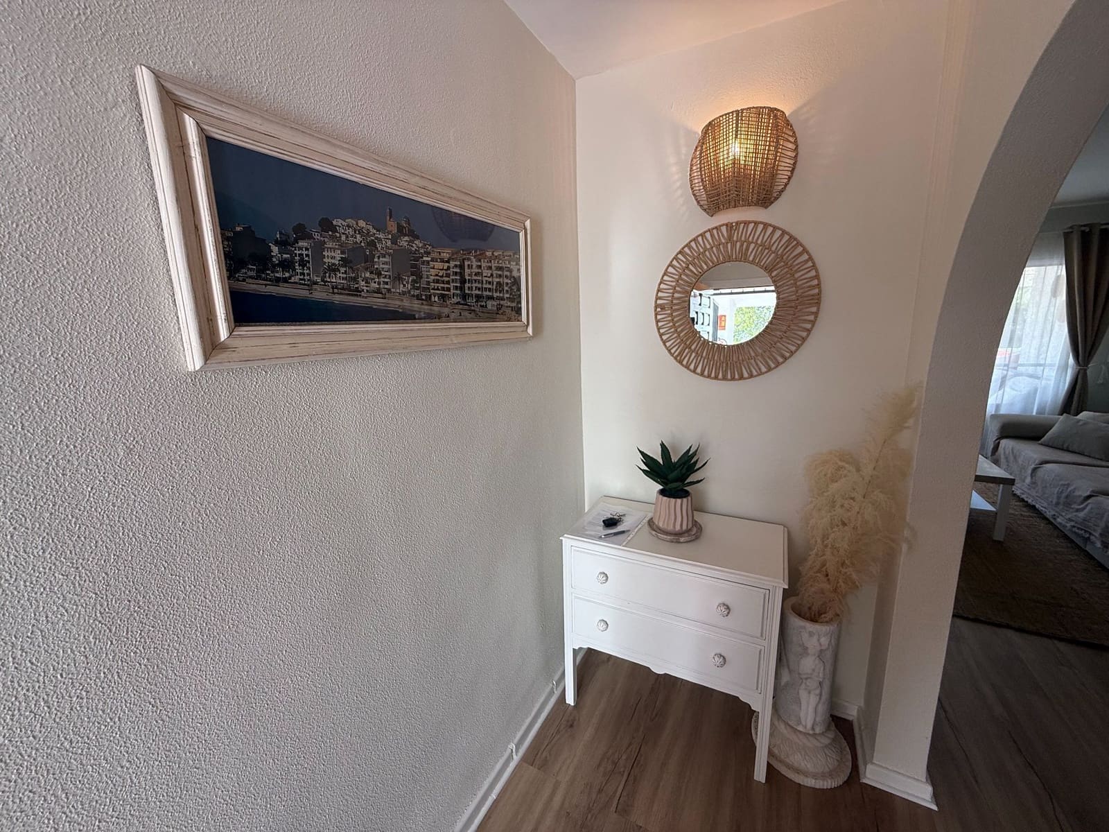 Apartamento de 2 habitaciones en Altea en alquiler con piscina garaje - 1.450 € (Ref: 10061291)