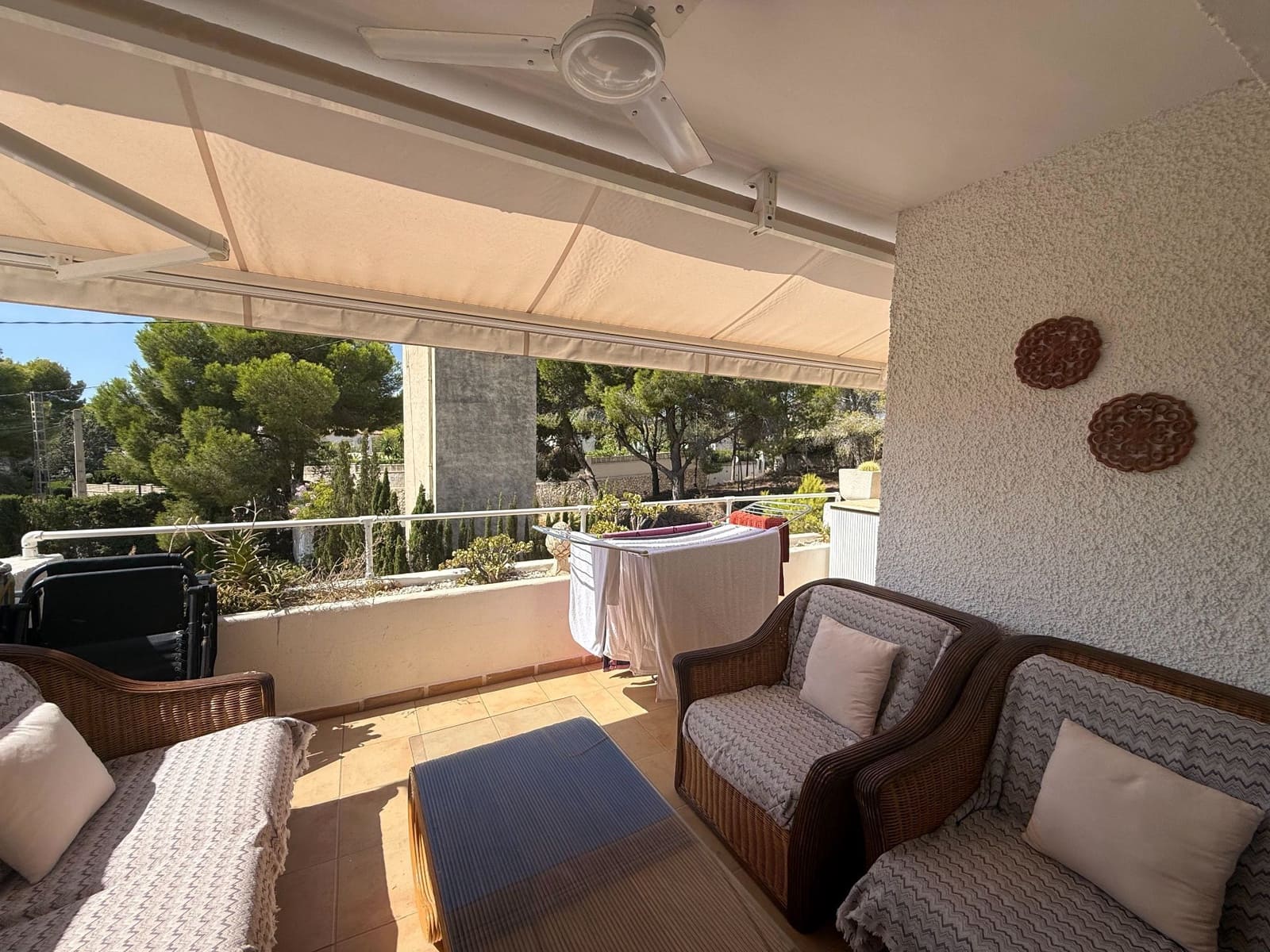 Apartamento de 2 habitaciones en Altea en alquiler con piscina garaje - 1.450 € (Ref: 10061291)