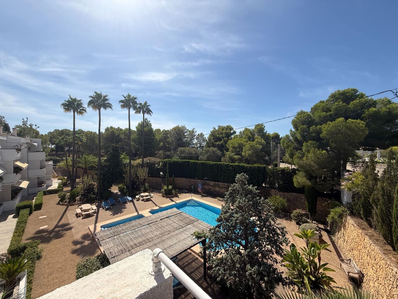 Apartamento de 2 habitaciones en Altea en alquiler con piscina garaje - 1.450 € (Ref: 10061291)