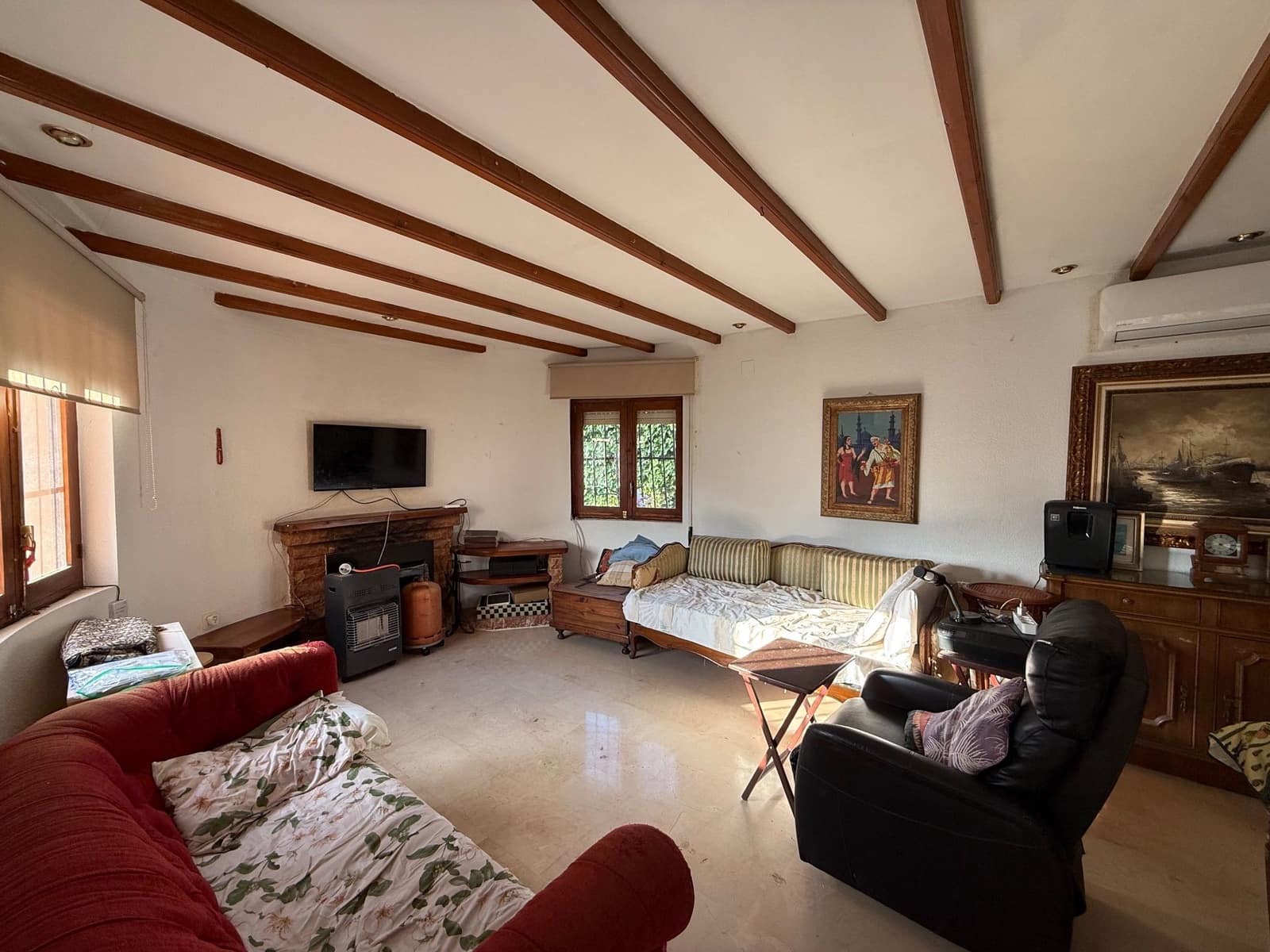 4 bedroom Villa for sale in Polop with pool garage - € 495,000 (Ref: 10074918)