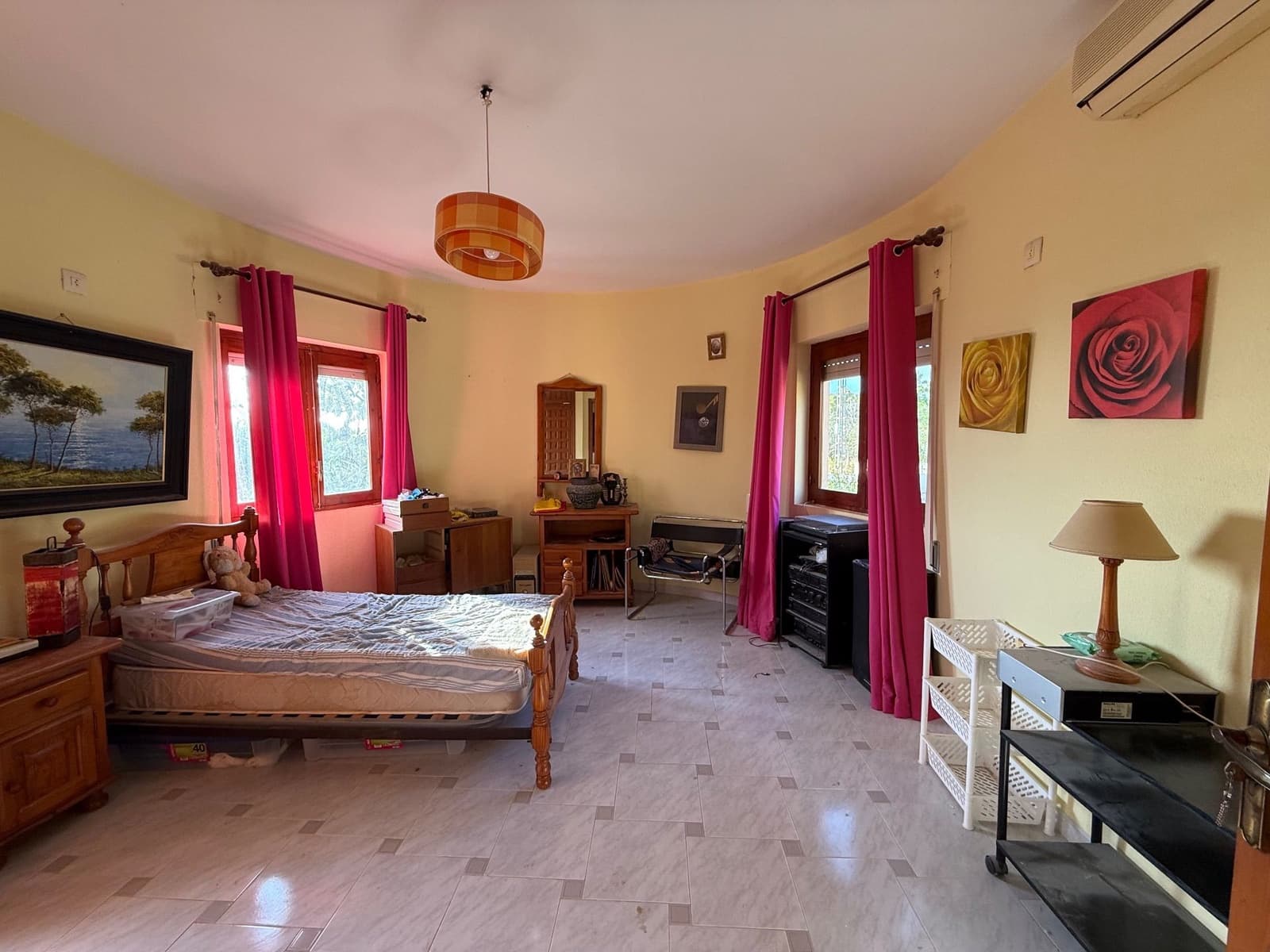 4 bedroom Villa for sale in Polop with pool garage - € 495,000 (Ref: 10074918)