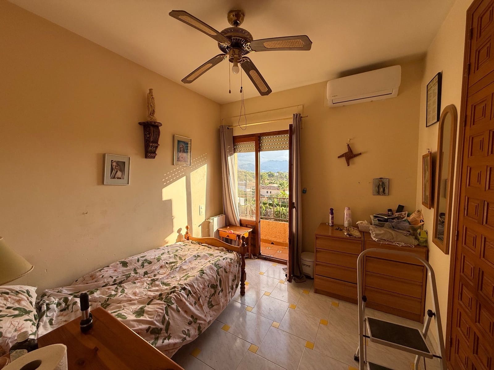 4 bedroom Villa for sale in Polop with pool garage - € 495,000 (Ref: 10074918)