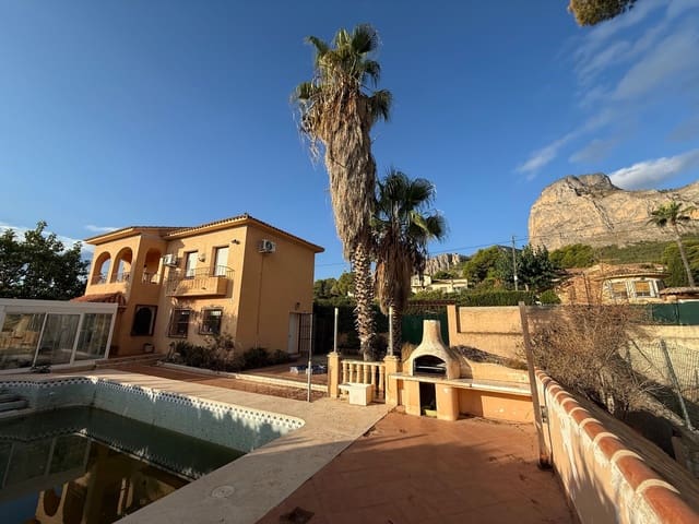 4 chambre Villa/Maison à vendre à Polop avec piscine garage - 550 000 € (Ref: 10074918)