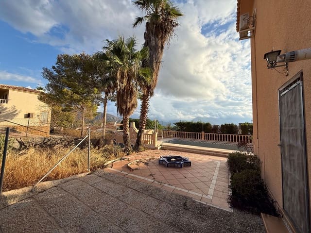 4 chambre Villa/Maison à vendre à Polop avec piscine garage - 550 000 € (Ref: 10074918)
