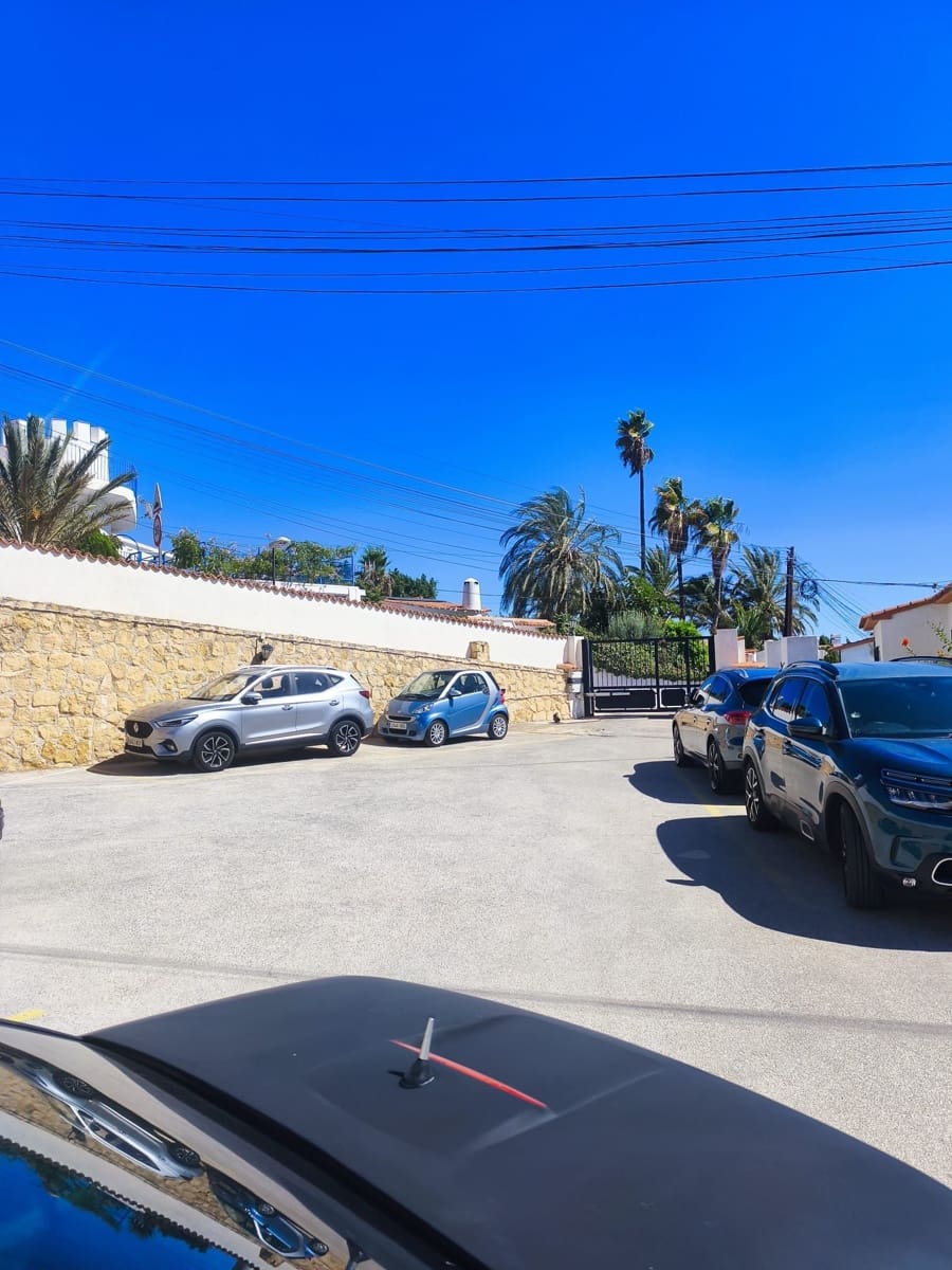 Apartamento de 3 habitaciones en La Nucia en venta con piscina garaje - 220.000 € (Ref: 10080457)