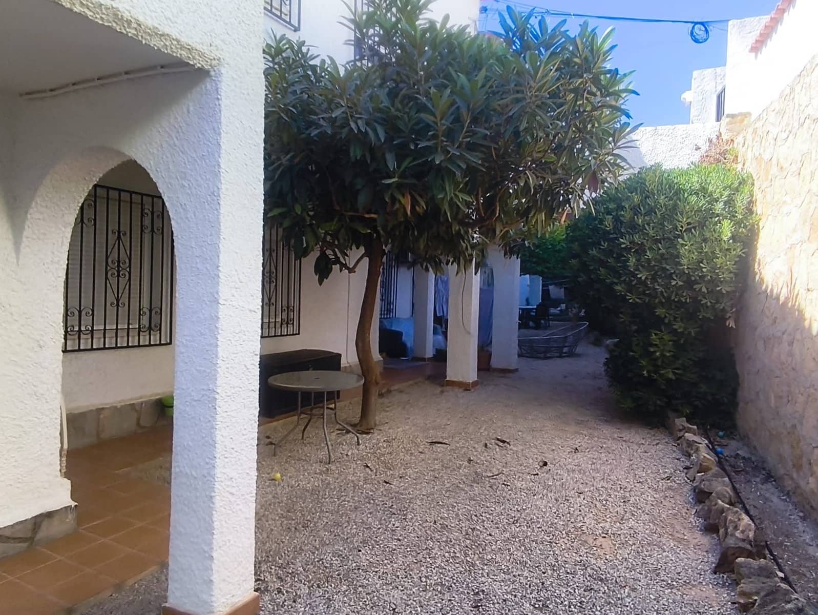 Apartamento de 3 habitaciones en La Nucia en venta con piscina garaje - 220.000 € (Ref: 10080457)