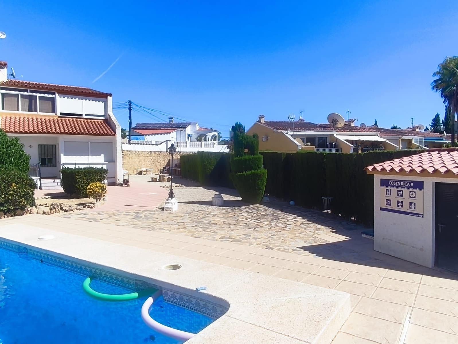 Apartamento de 3 habitaciones en La Nucia en venta con piscina garaje - 220.000 € (Ref: 10080457)