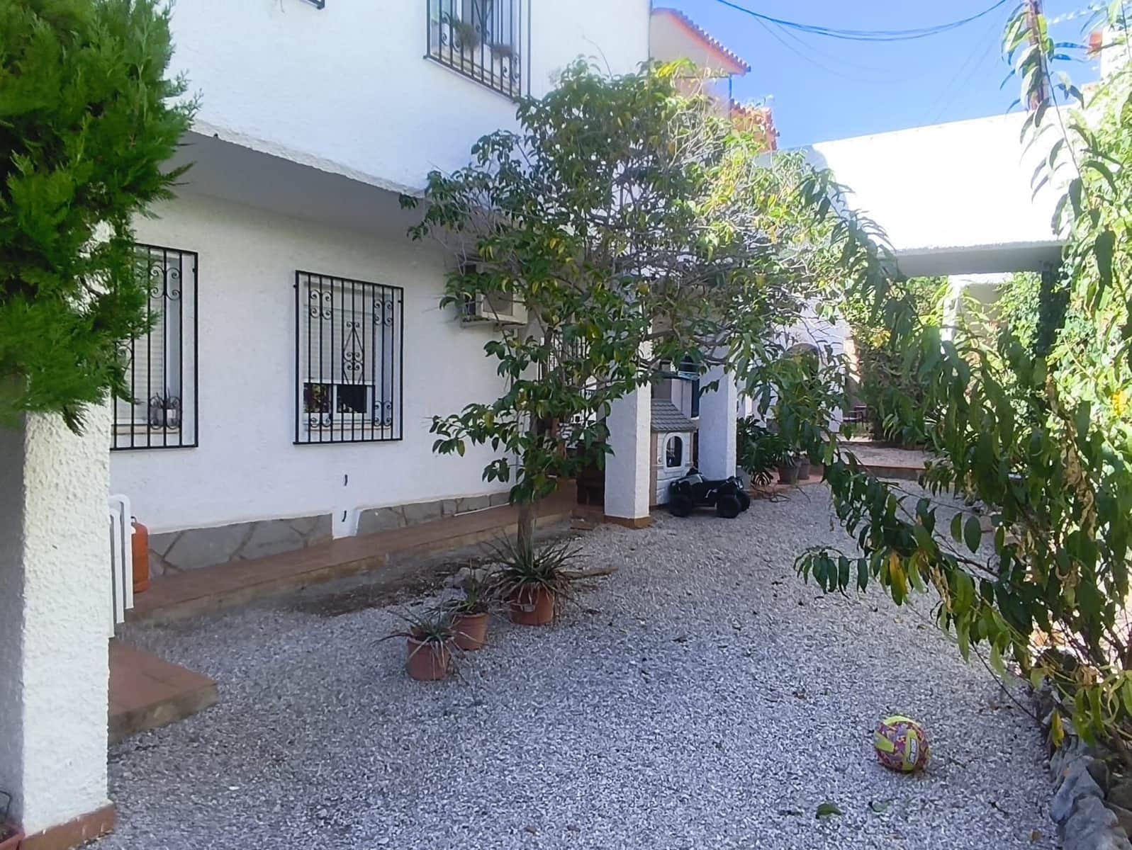 Apartamento de 3 habitaciones en La Nucia en venta con piscina garaje - 220.000 € (Ref: 10080457)