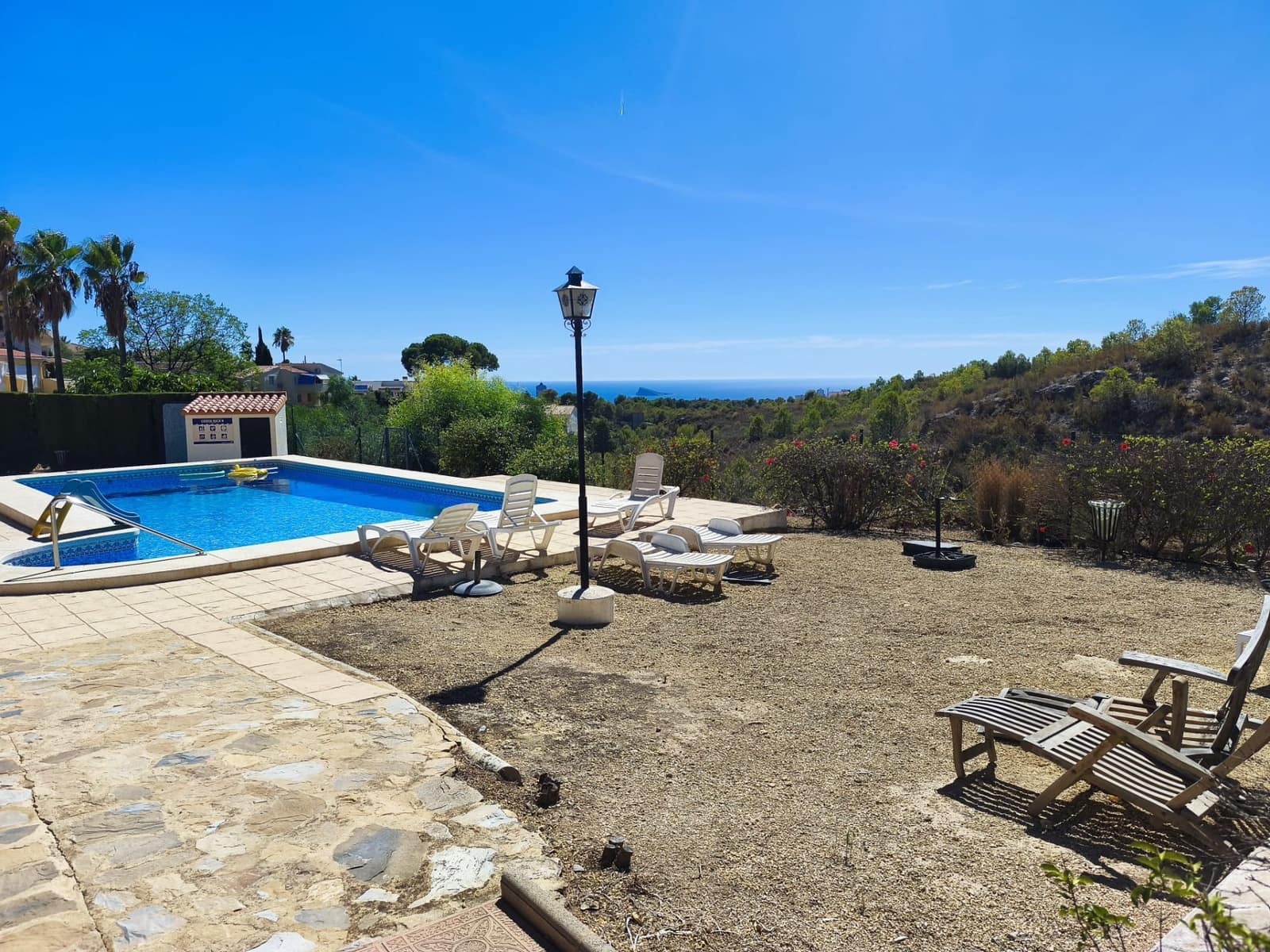 Apartamento de 3 habitaciones en La Nucia en venta con piscina garaje - 220.000 € (Ref: 10080457)