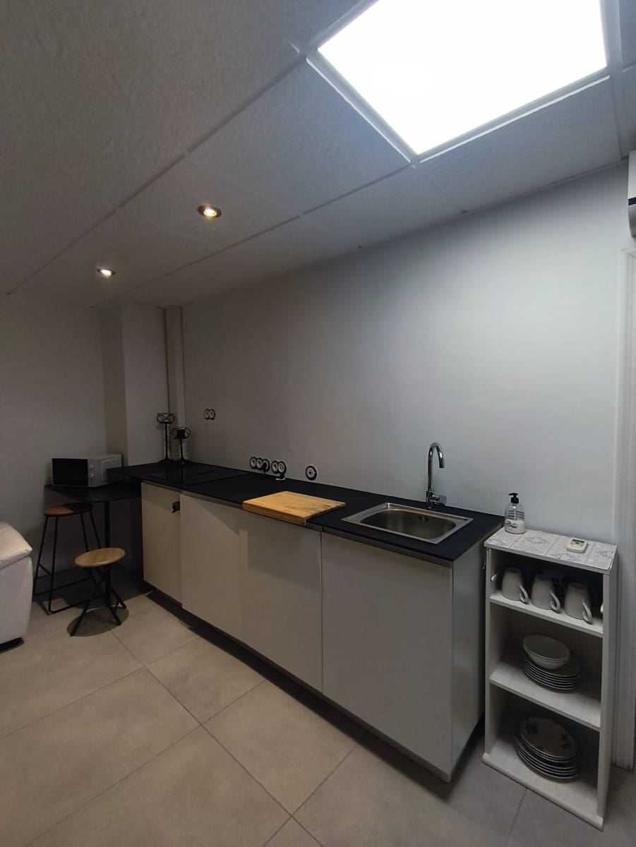 2 Zimmer Apartment zu verkaufen in Benidorm mit Pool Garage - 250.000 € (Ref: 10141676)