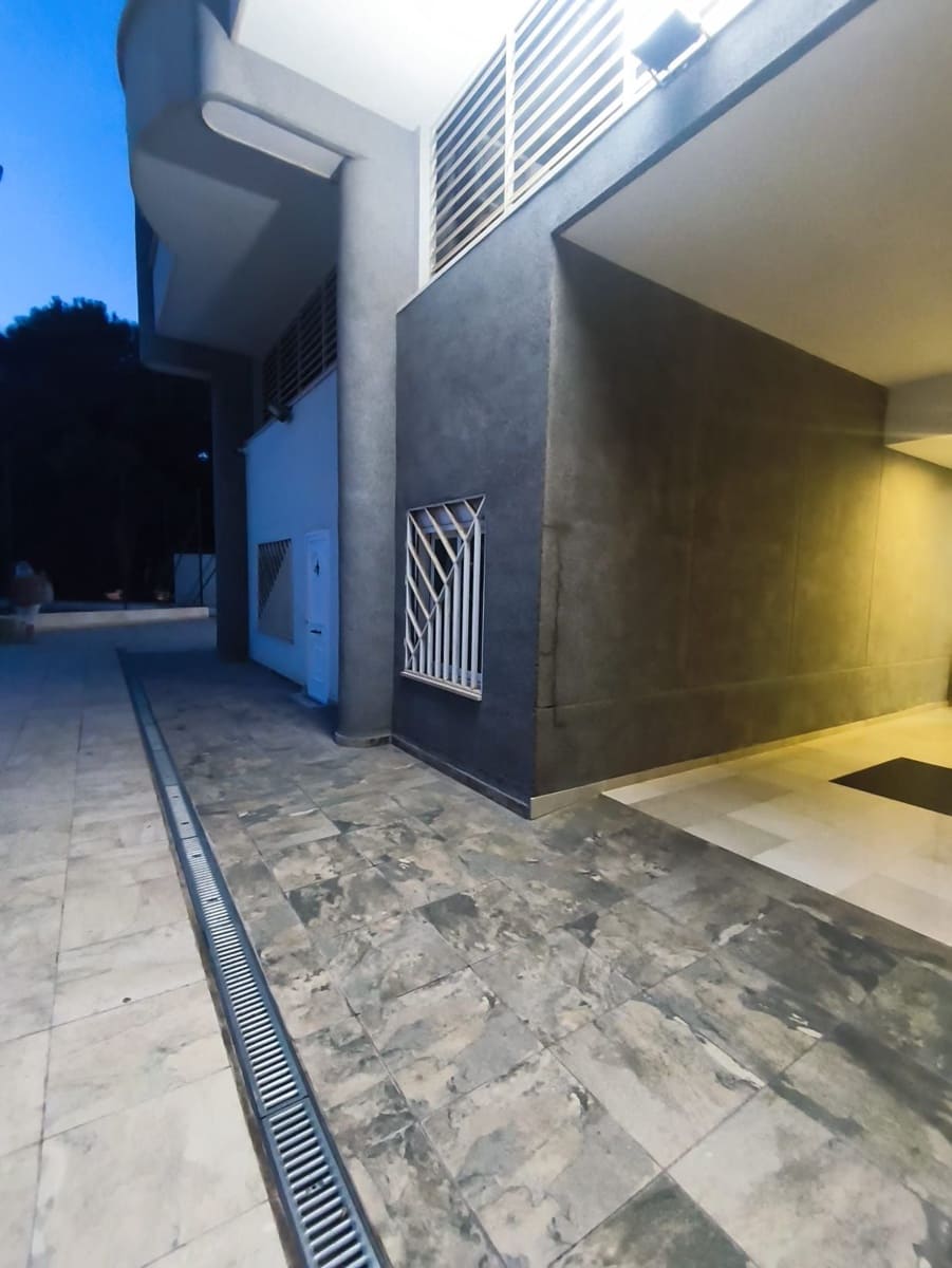 2 Zimmer Apartment zu verkaufen in Benidorm mit Pool Garage - 250.000 € (Ref: 10141676)