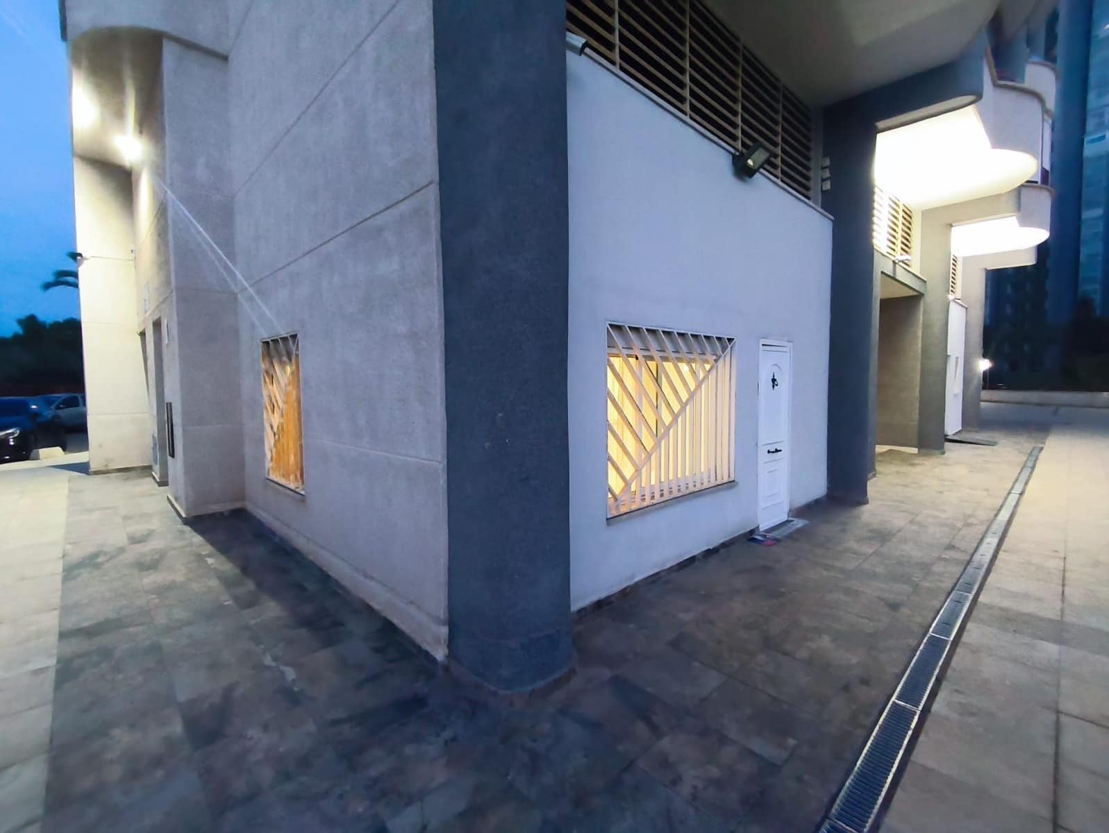 2 Zimmer Apartment zu verkaufen in Benidorm mit Pool Garage - 250.000 € (Ref: 10141676)