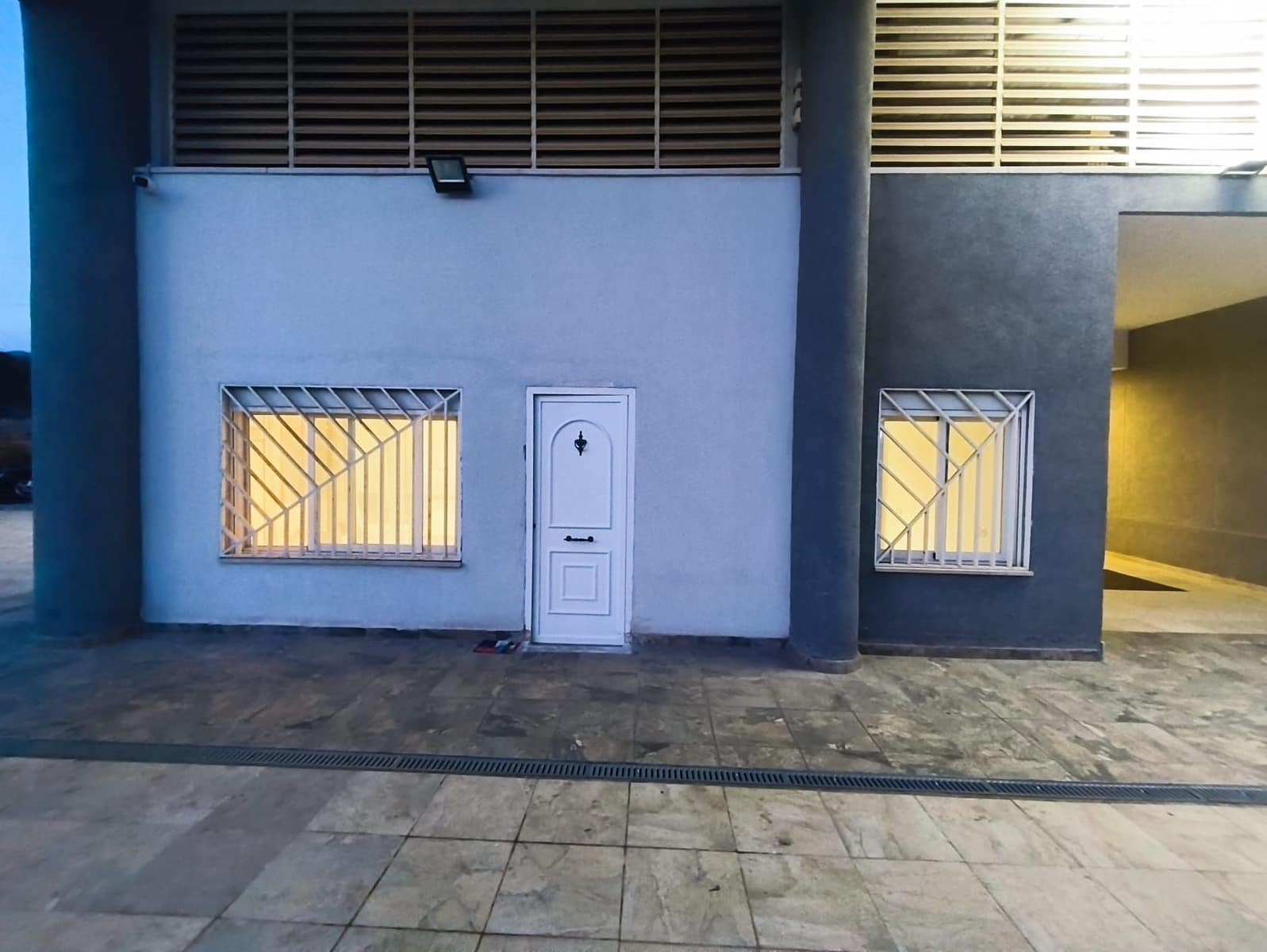 2 Zimmer Apartment zu verkaufen in Benidorm mit Pool Garage - 250.000 € (Ref: 10141676)