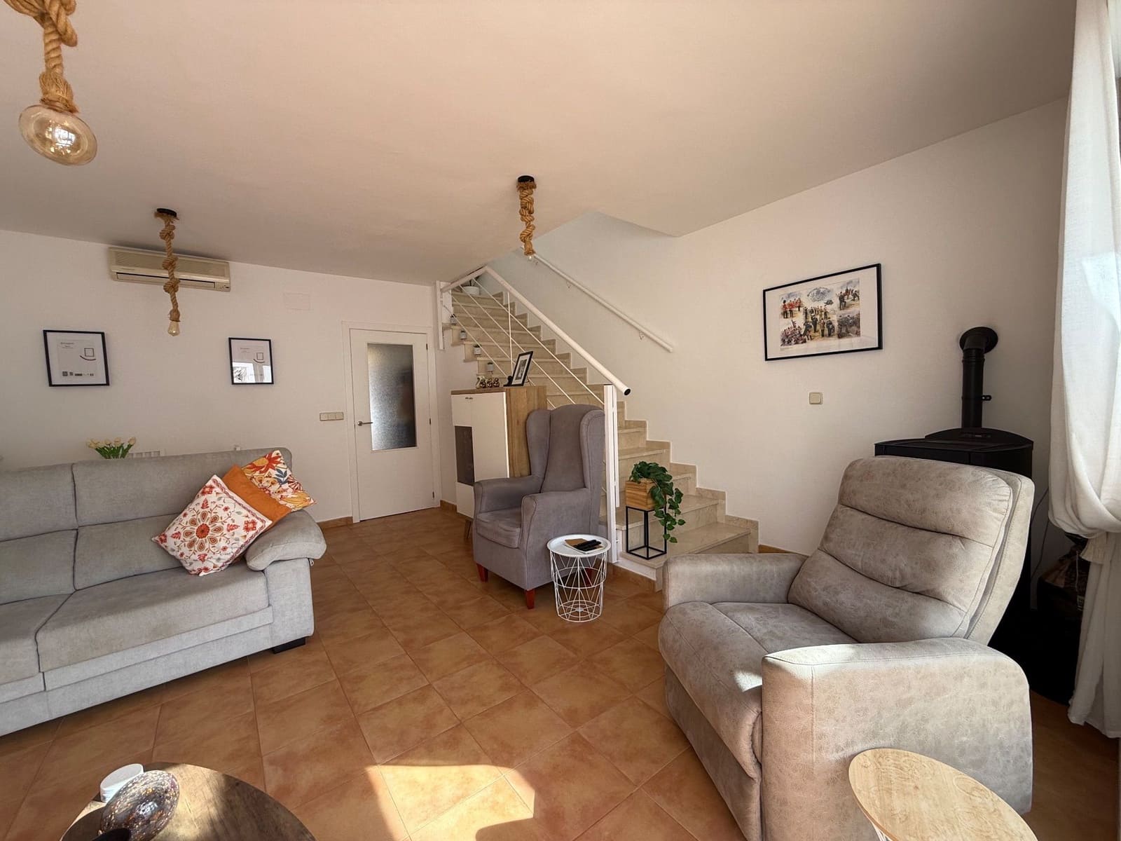 3 chambre Villa/Maison Semi-Mitoyenne à vendre à Relleu avec piscine garage - 250 000 € (Ref: 10150603)