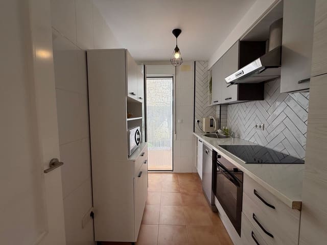 3 chambre Villa/Maison Semi-Mitoyenne à vendre à Relleu avec piscine garage - 250 000 € (Ref: 10150603)