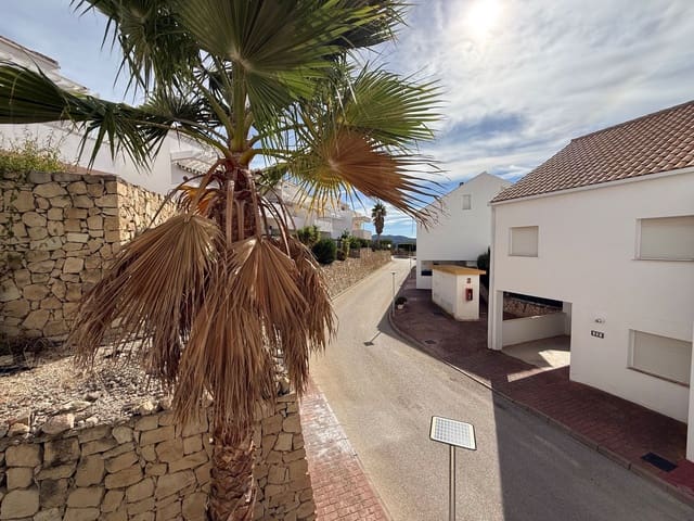 3 chambre Villa/Maison Semi-Mitoyenne à vendre à Relleu avec piscine garage - 250 000 € (Ref: 10150603)
