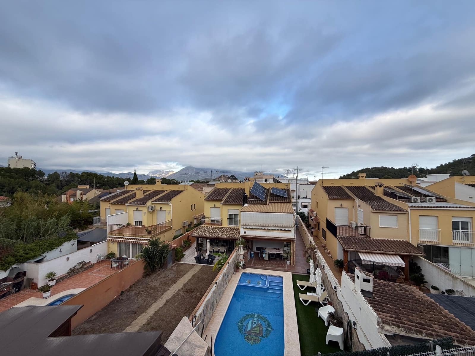 3 quarto Moradia Geminada para venda em Polop com piscina garagem - 235 000 € (Ref: 10154602)