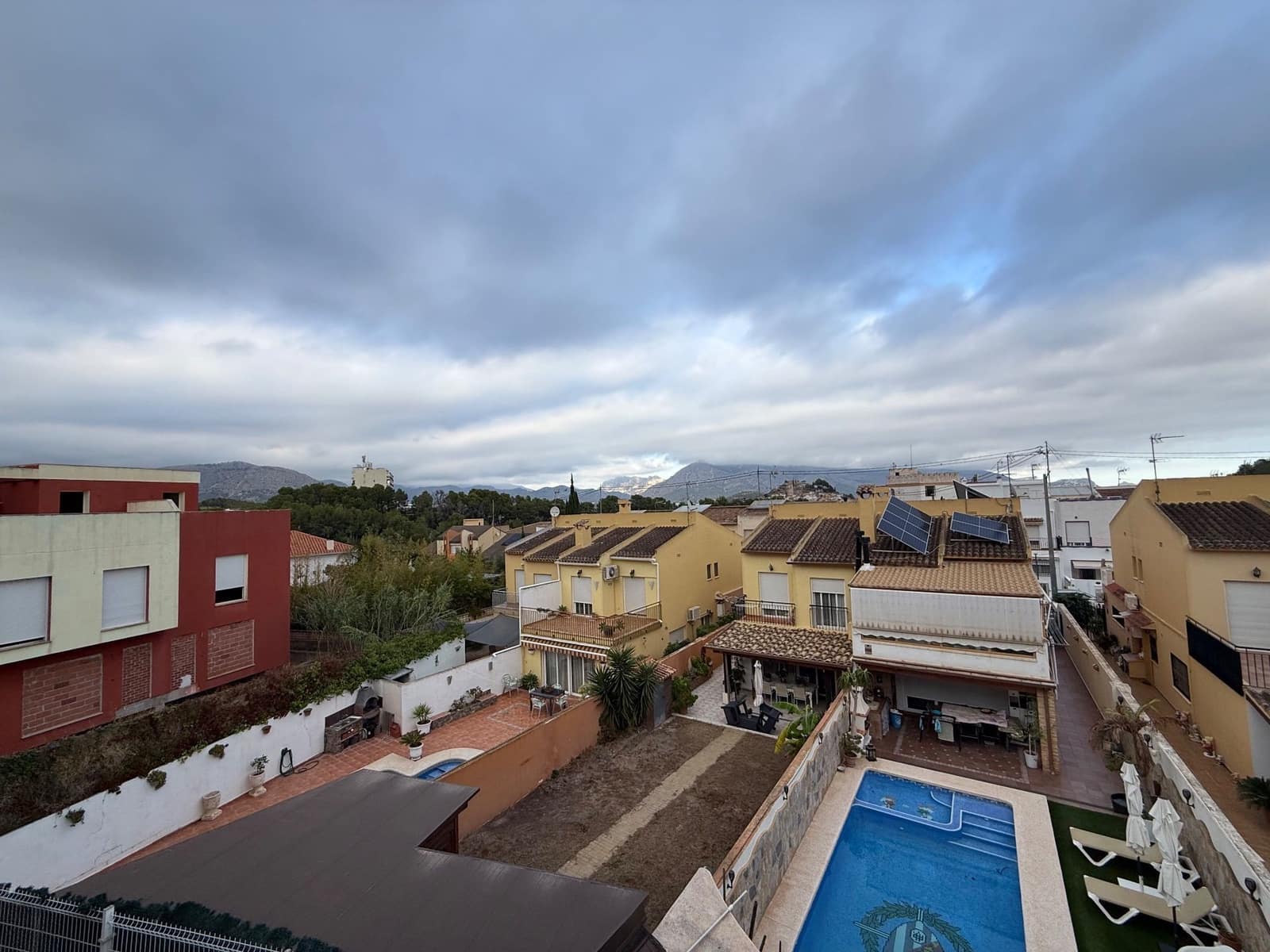 3 quarto Moradia Geminada para venda em Polop com piscina garagem - 235 000 € (Ref: 10154602)