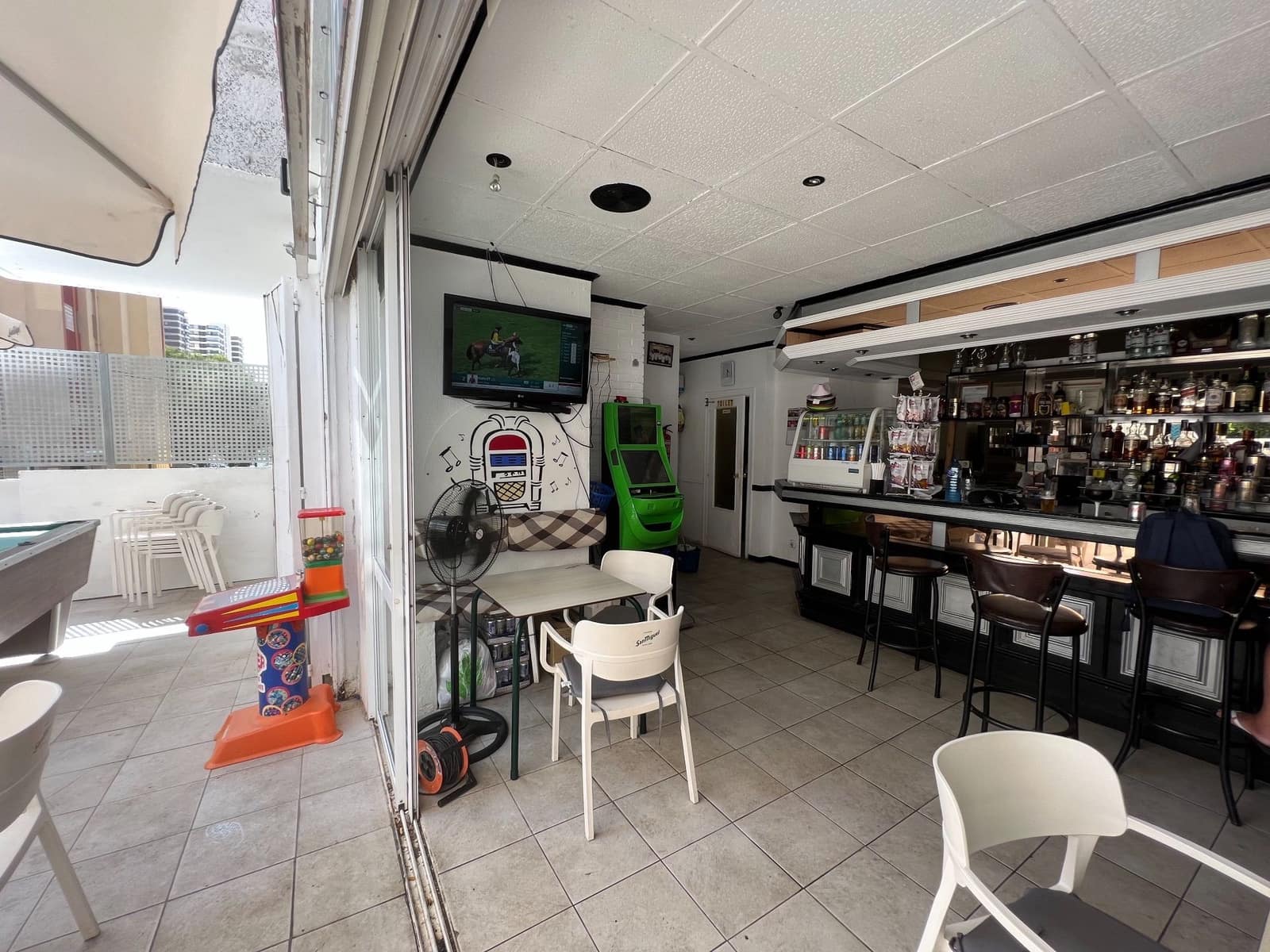 Komercyjne na sprzedaż w Benidorm - 225 000 € (Ref: 6987844)