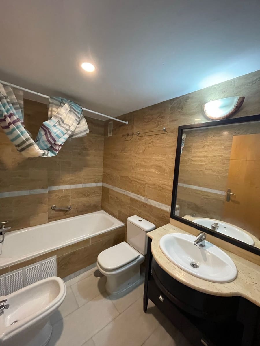 Apartamento de 2 habitaciones en La Villajoyosa / Vila Joiosa en venta con piscina garaje - 249.000 € (Ref: 6998276)