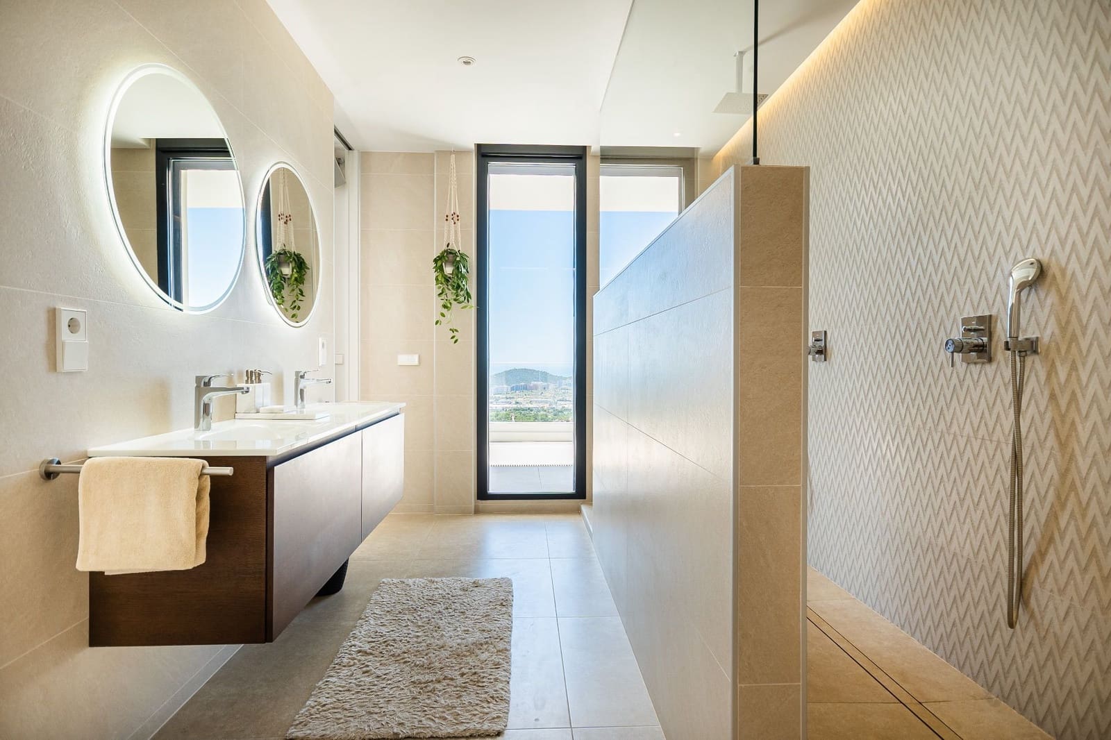 4 bedroom Villa for sale in Finestrat with pool garage - € 2,290,000 (Ref: 7295491)