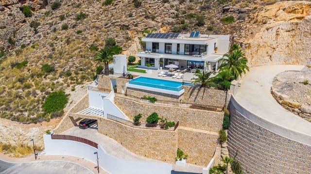 4 bedroom Villa for sale in Finestrat with pool garage - € 2,290,000 (Ref: 7295491)