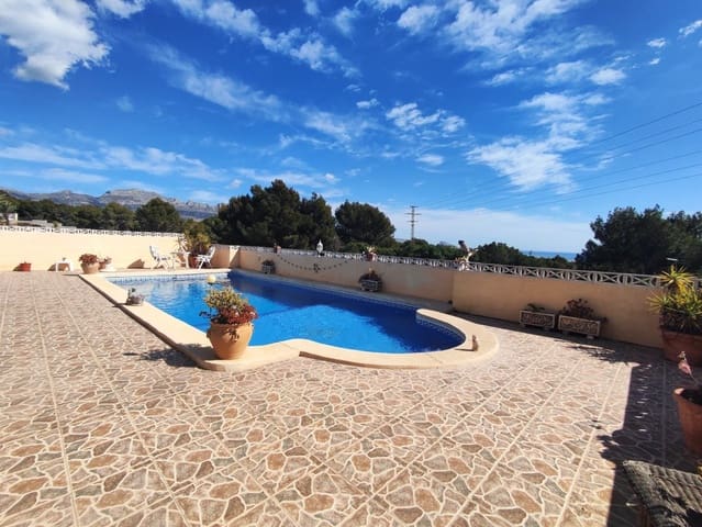 4 sypialnia Willa na sprzedaż w Alfaz del Pi / L'Alfàs del Pi z basenem garażem - 595 000 € (Ref: 7432769)