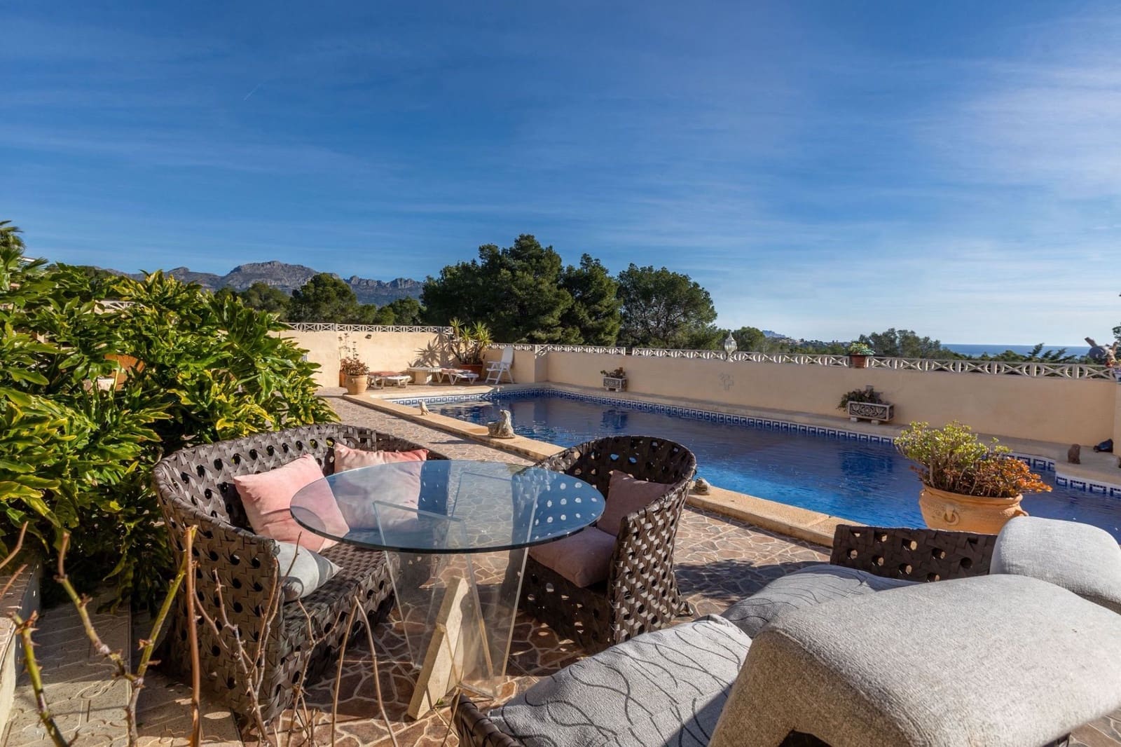 4 bedroom Villa for sale in Alfaz del Pi / L'Alfas del Pi with pool garage - € 550,000 (Ref: 7432769)