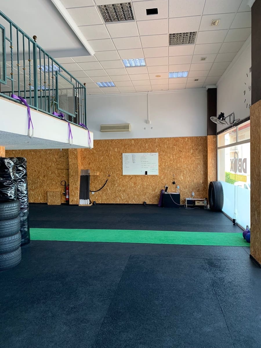 Komercyjne na sprzedaż w Alfaz del Pi / L'Alfas del Pi - 299 000 € (Ref: 7532949)