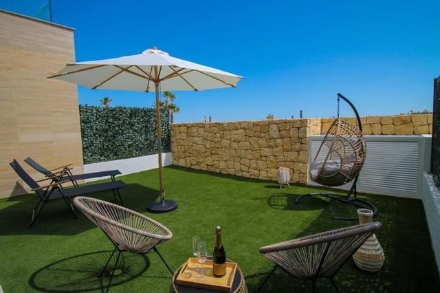 Casa de 4 habitaciones en Finestrat en venta con piscina garaje - 595.000 € (Ref: 7763648)