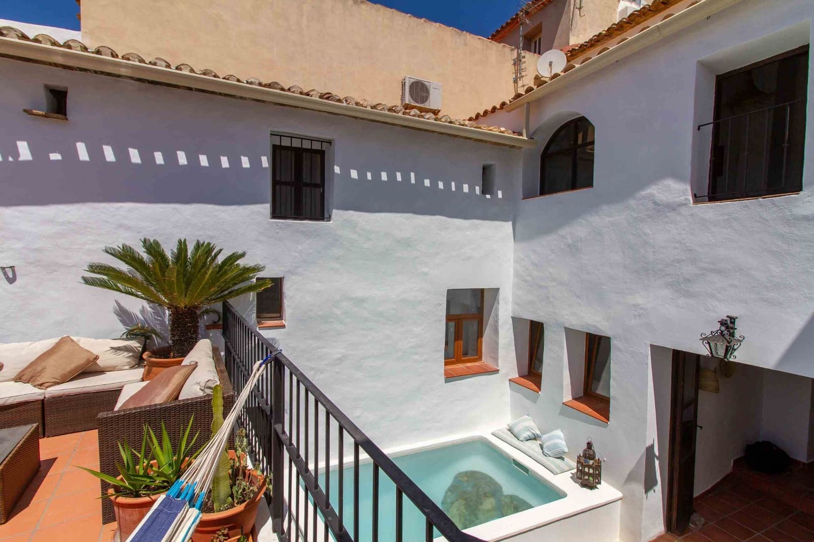 4 slaapkamer Huis te koop in Polop met zwembad - € 550.000 (Ref: 7769974)