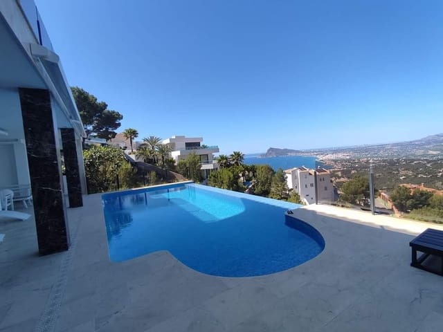 4 makuuhuone Huvila myytävänä paikassa Altea mukana uima-altaan 
autotalli - 2 450 000 € (Ref: 7787482)