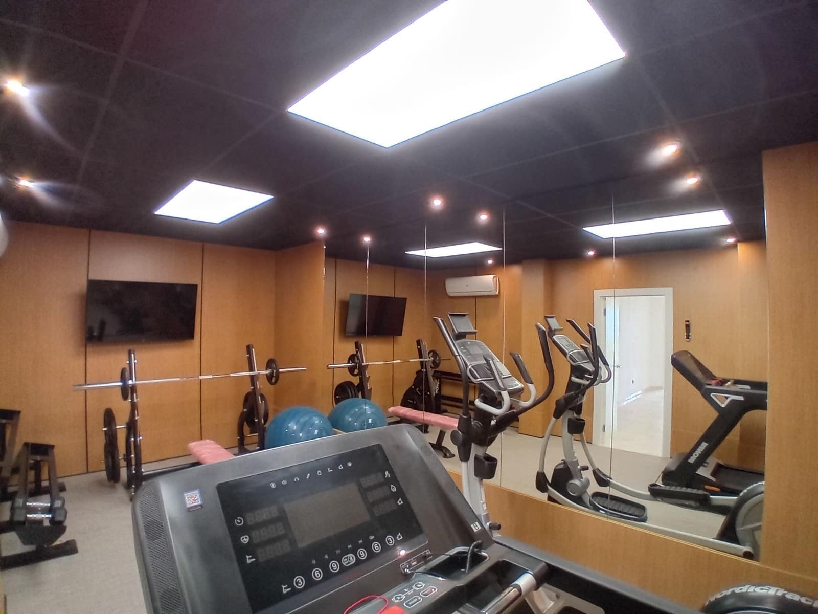 4 makuuhuone Huvila myytävänä paikassa Altea mukana uima-altaan 
autotalli - 2 450 000 € (Ref: 7787482)