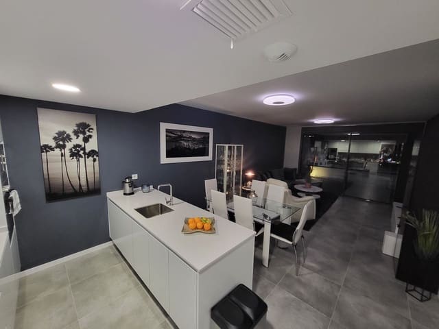 Apartamento de 2 habitaciones en Finestrat en venta con piscina garaje - 390.000 € (Ref: 7790582)