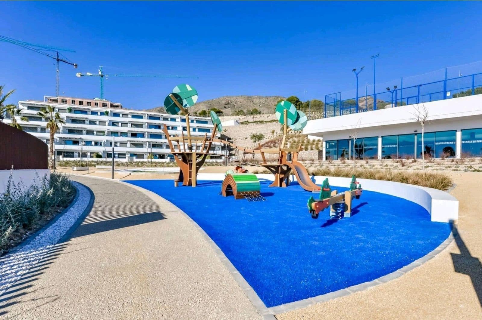 Apartamento de 2 habitaciones en Finestrat en venta con piscina garaje - 390.000 € (Ref: 7790582)