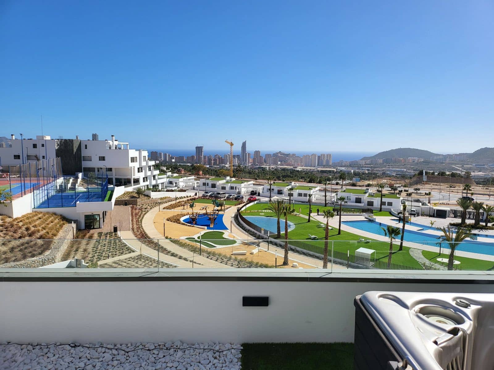 Apartamento de 2 habitaciones en Finestrat en venta con piscina garaje - 390.000 € (Ref: 7790582)