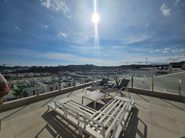 2 Zimmer Penthouse zu vermieten in Finestrat mit Pool Garage - 1.900 € (Ref: 7814703)