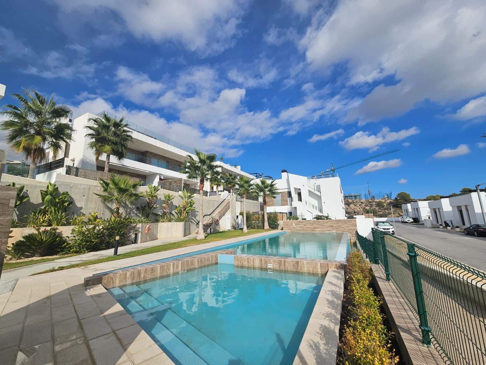 2 bedroom Penthouse for rent in Finestrat with pool garage - € 1,900 (Ref: 7814703)