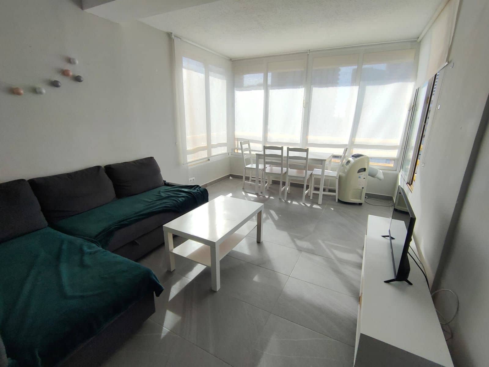 2 sypialnia Apartament do wynajęcia w Benidorm z basenem garażem - 1 400 € (Ref: 7864160)
