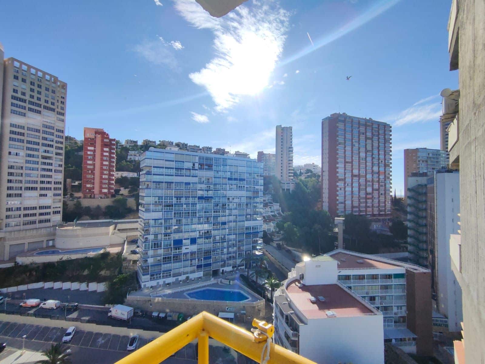 2 sypialnia Apartament do wynajęcia w Benidorm z basenem garażem - 1 400 € (Ref: 7864160)