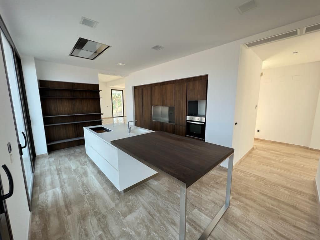 4 soveværelse Villa til salg i Benidorm med swimmingpool garage - € 2.650.000 (Ref: 7864165)