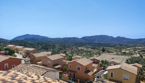 3 quarto Moradia para venda em Relleu com piscina garagem - 249 000 € (Ref: 7872875)