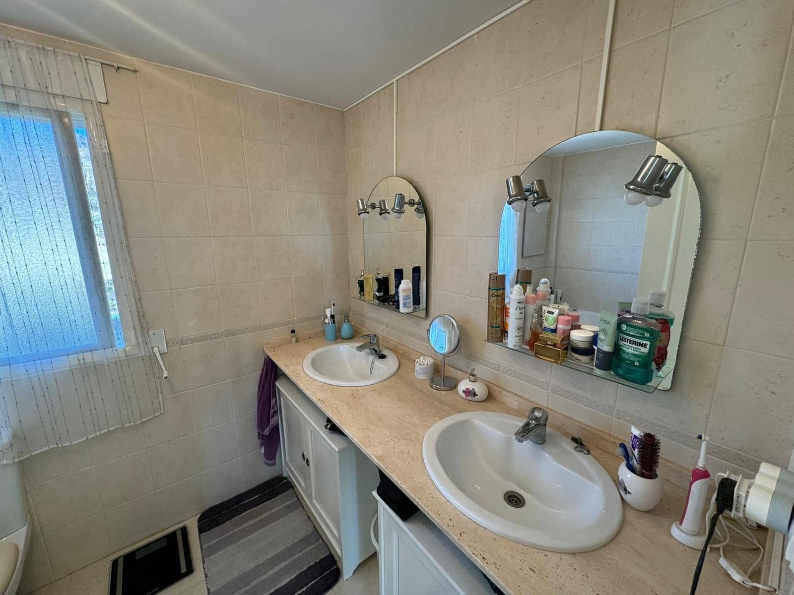 5 makuuhuone Huvila myytävänä paikassa Finestrat mukana uima-altaan 
autotalli - 595 000 € (Ref: 7936567)