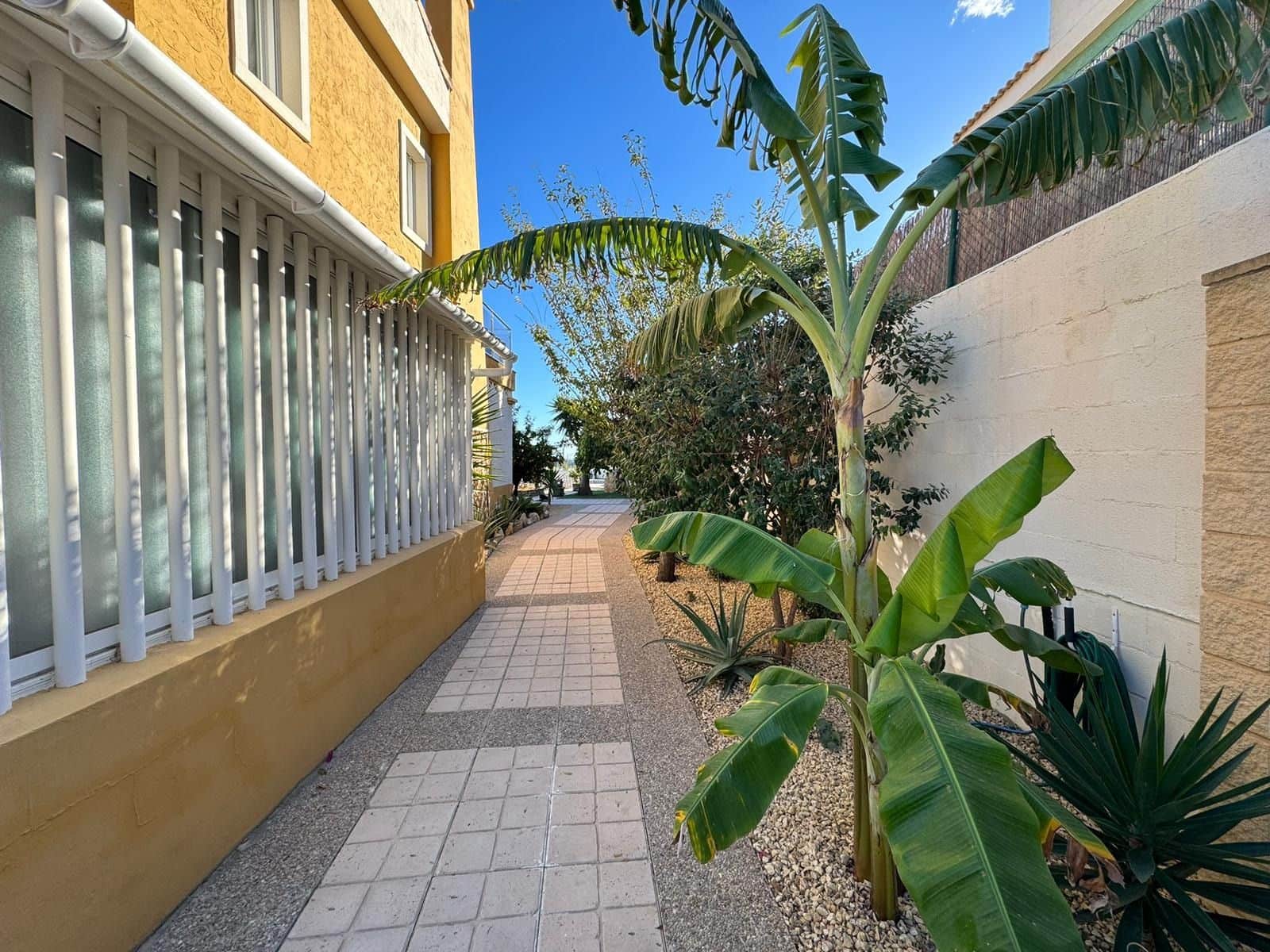 5 makuuhuone Huvila myytävänä paikassa Finestrat mukana uima-altaan 
autotalli - 595 000 € (Ref: 7936567)