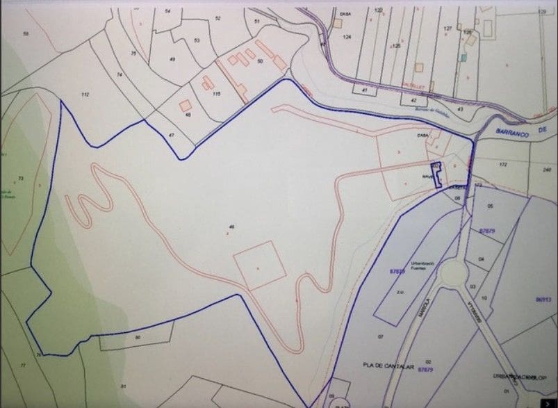 Grunde uden byggetilladelser til salg i Polop - € 2.500.000 (Ref: 7947914)