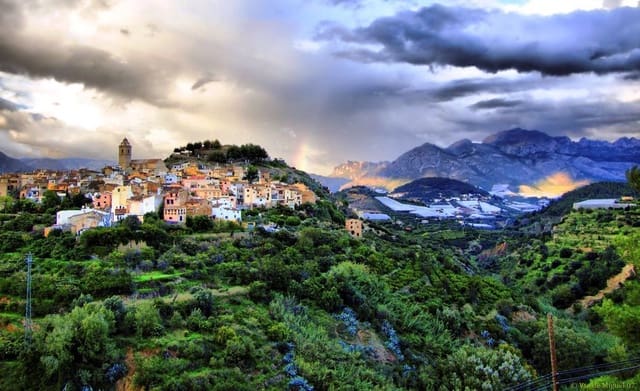 Grunde uden byggetilladelser til salg i Polop - € 2.500.000 (Ref: 7947914)